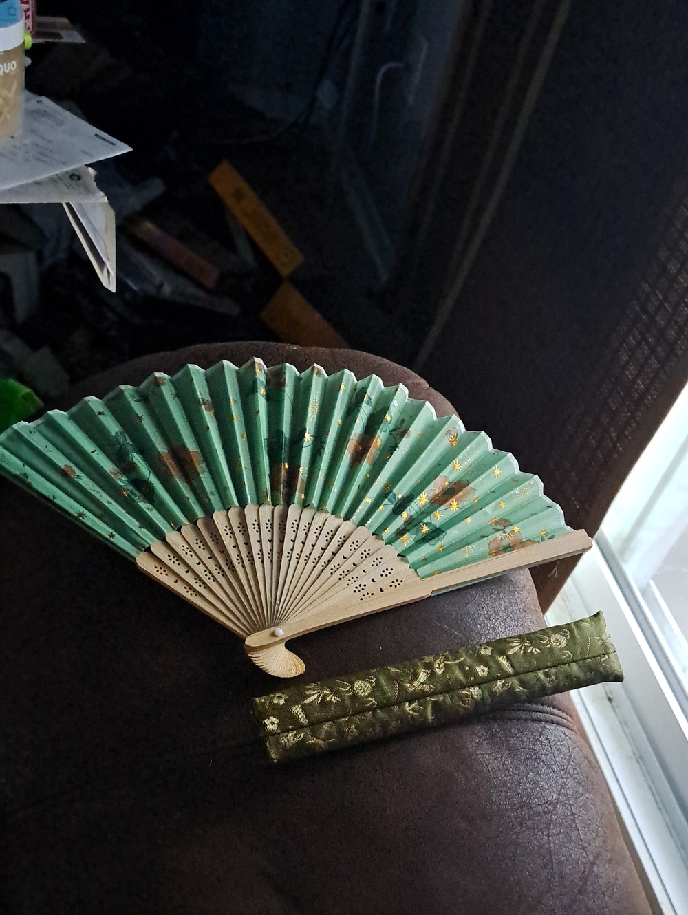 2/16🎈Handheld Folding Fan in Mint Green with Floral Gold Accents